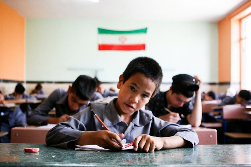 تداوم مشکلات پناهجویان افغان در سایه‌ی نبود قانون جامع/ برای مهاجران می‌توان از ظرفیت آموزش مجازی استفاده کرد
