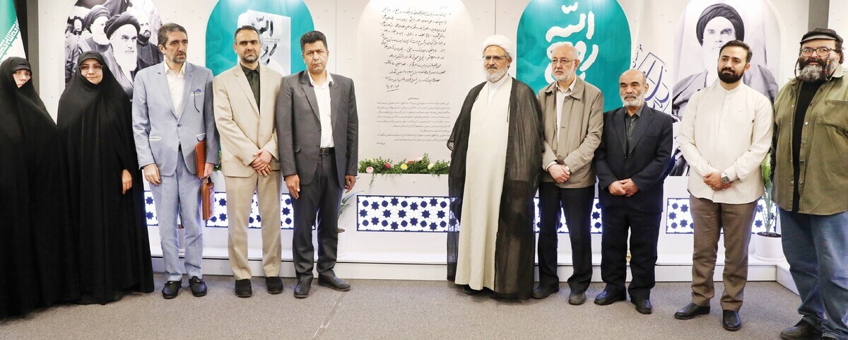 امام خمینی معمای امکان ایجاد یک نظام سیاسی مبتنی بر دین را حل کرد