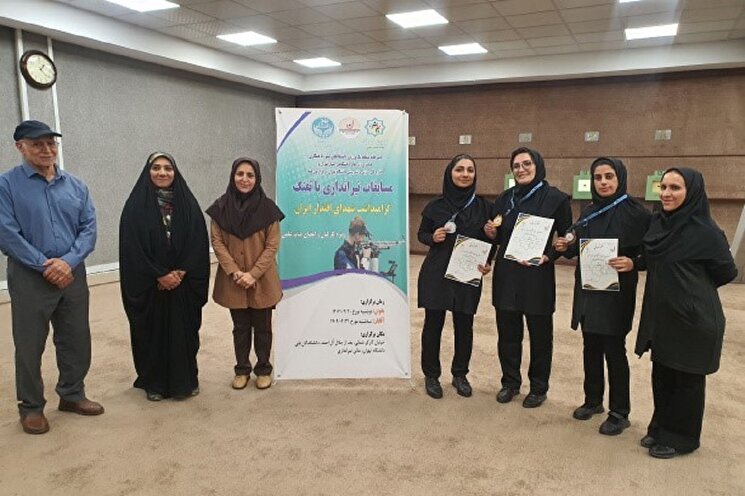 کارکنان خانم دانشگاه علامه طباطبائی فاتح سکوی اول تا سوم مسابقات تیراندازی با تفنگ دانشگاه‌های منطقه یک کشور