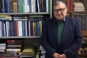 10 کتاب پیشنهادی «چهره ماندگار فیزیک ایران» که قبل از مرگ باید خواند