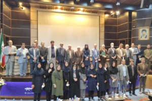 آیین گرامیداشت مقام معلم در دانشکده مدیریت و حسابداری برگزار شد