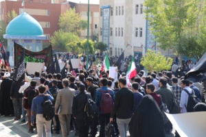 معتمدی: معترضان باید مسئولیت تجمعات خود را بپذیرند/داعشی‌ها اگر می‌توانستند خشونت خود را به دانشگاه می‌کشاندند/ باید علیرغم تفاوت فکر