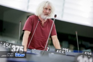 ایران مورد حمله قرار گرفته و تهاجم رسانه ای شدید است