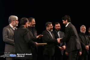 تقدیر وزیر فرهنگ و ارشاد اسلامی از دکتر محمدحسن یادگاری