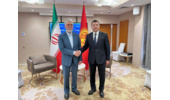 وزیر فرهنگ و ارشاد اسلامی پیشنهاد داد: خواندن رساله دکتری درباره مقایسه «شاهنامه و ماناس» را که اخیراً در دانشگاه علامه طباطبائی دفاع شده است