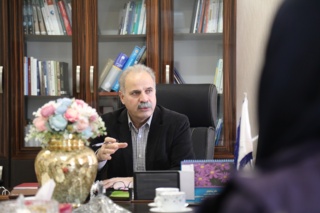 آغاز همکاری دانشکدۀ علوم ارتباطات با صنعت و جامعه