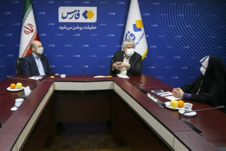 جوان‌ها با پیشرفت‌های حقیقی کشور آشنا شوند