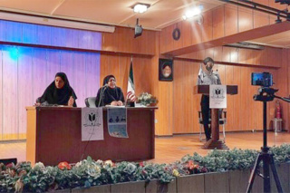 بررسی تجربه‌های کشورهای جهان در گسترش زبان بومی خود/ فارسی شِکر است