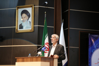 دیدگاه دانشجویان باید برخاسته از درون دانشگاه‌ها باشد نه القائات وارداتی