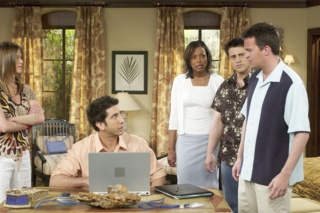 موی بلوند و پوست سفید؛ نشانه فرهنگ متعالی است