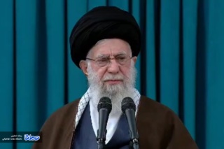 مقام معظم رهبری: به مجموعه ای از لیست های مختلف رأی می دهم!