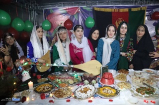 نور امید بر بلندای یلدا