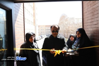 استقبال دانشجویان دختر دانشگاه علامه طباطبائی از نمایشگاه «ردایی نو»