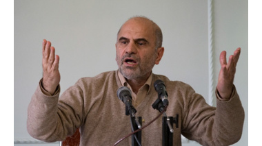 شوک‌درمانی کشور را در مسیر فرسایش قرار می‌دهد/ سیاست شوک ارزی یکی از ریشه‌های بحران‌ ایران است