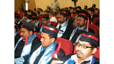 درخواست دانشجویان عراقی دانشگاه علم و صنعت از آیت‌الله سیستانی