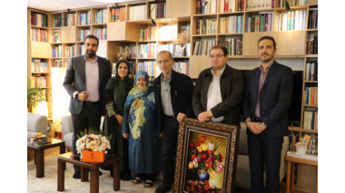 دیدار دبیر شورای اطلاع‌رسانی دولت با استاد هادی خانیکی
