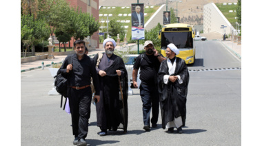 کاروان اربعین حسینی هیئت امام علی(ع) دانشگاه علامه طباطبائی عازم عتبات عالیات شد