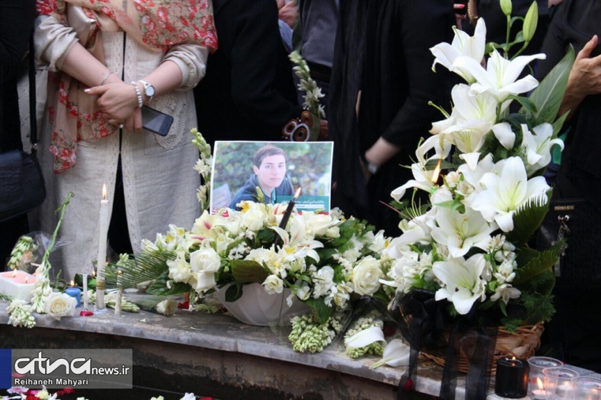 ادای احترام شهروندان تهرانی به مریم میرزاخانی
