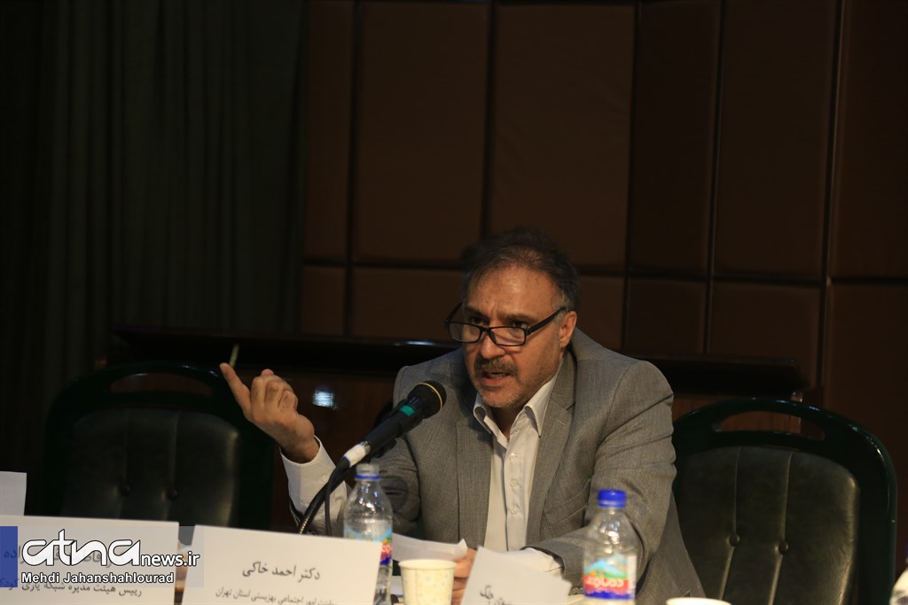 احمد خاکی در همایش قربانیان خاموش