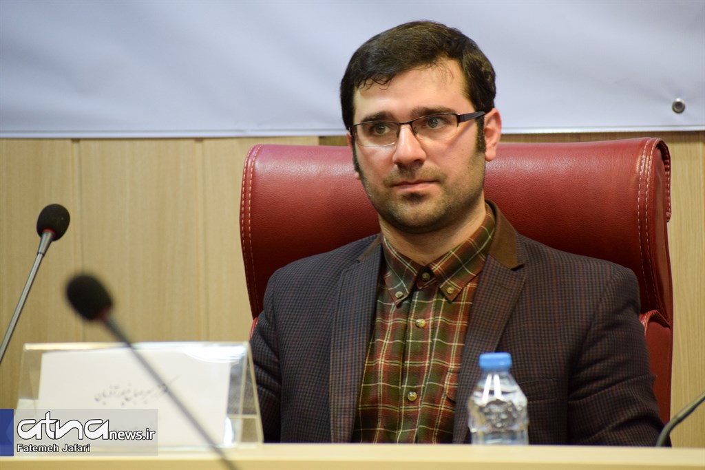 ظهیر صباغ‌پور، استاد ارتباطات