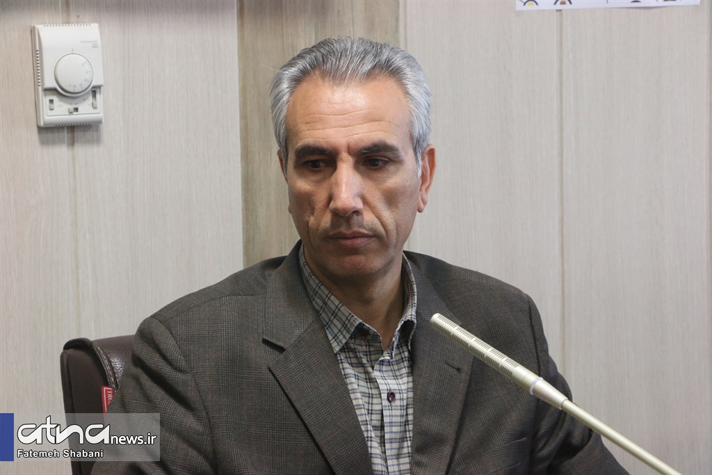 عباس اسدی، استاد روزنامه‌نگاری دانشگاه علامه طباطبائی