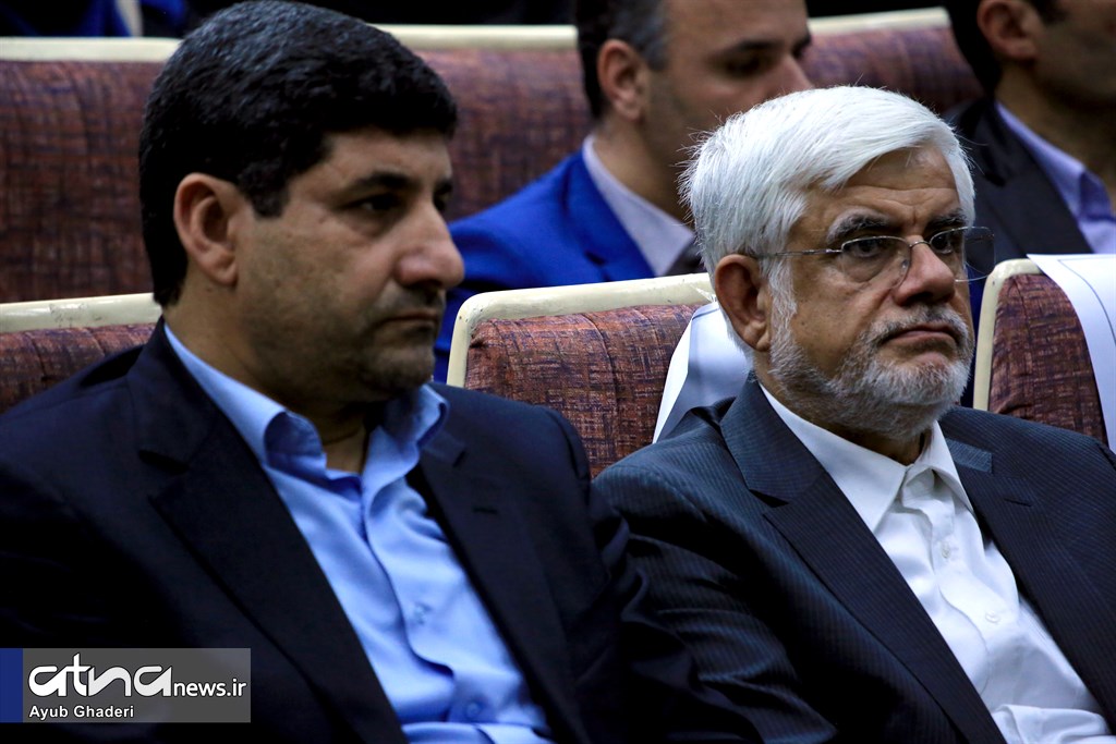 عارف و هاشمی در مراسم تشییع پیکر استاد قانعی‌راد در دانشگاه تهران