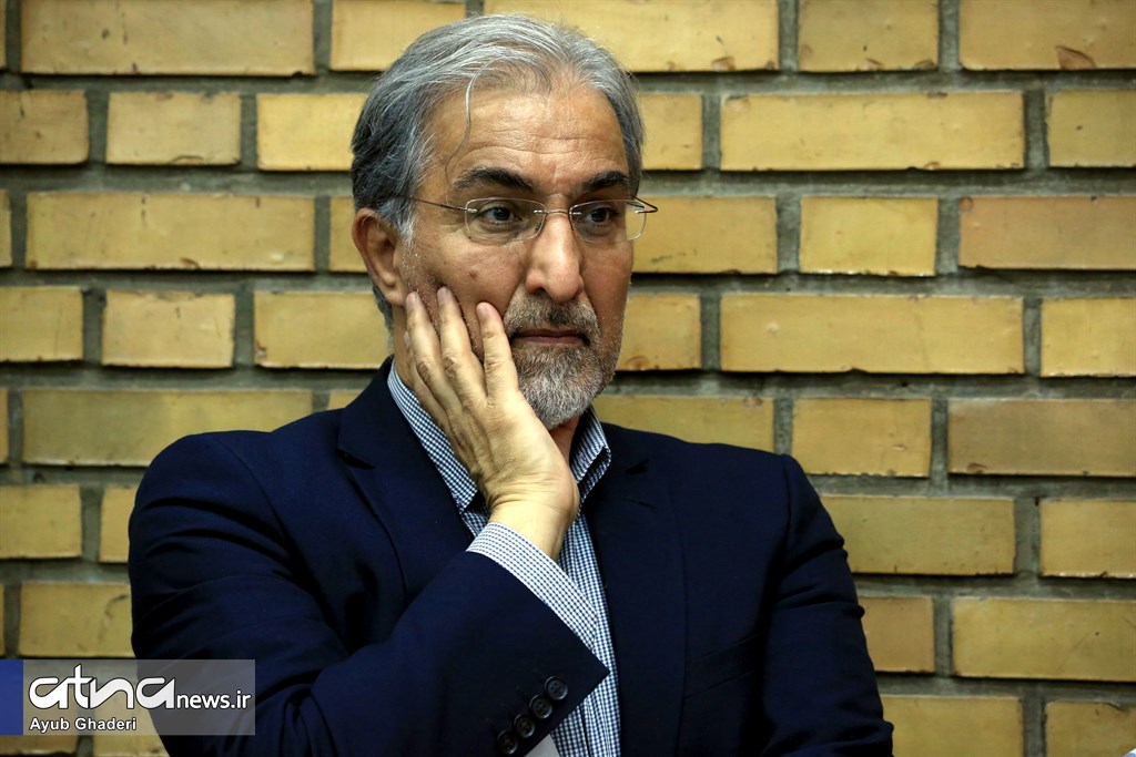 حسین راغفر در مراسم تشییع پیکر استاد قانعی‌راد در دانشگاه تهران