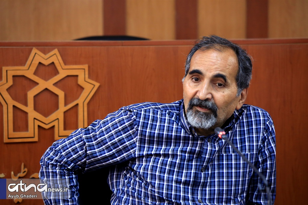 آزادارمکی در نشست نقد و بررسی کتاب «دانشگاه و چالش‌های جامعه ایرانی»