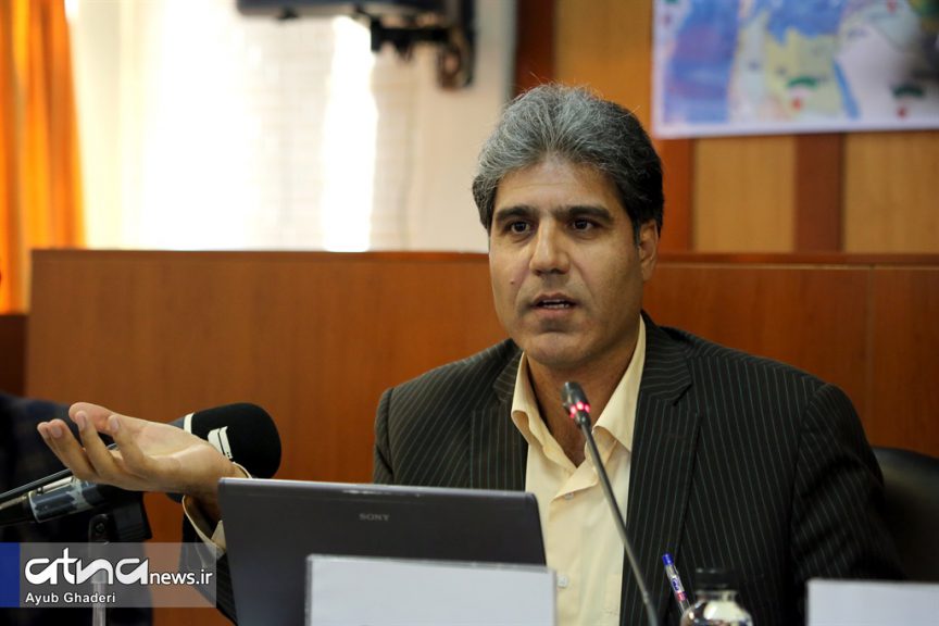 علیرضا صادقی در نشست «سیاست و هویت دایاسپورای ایرانی»