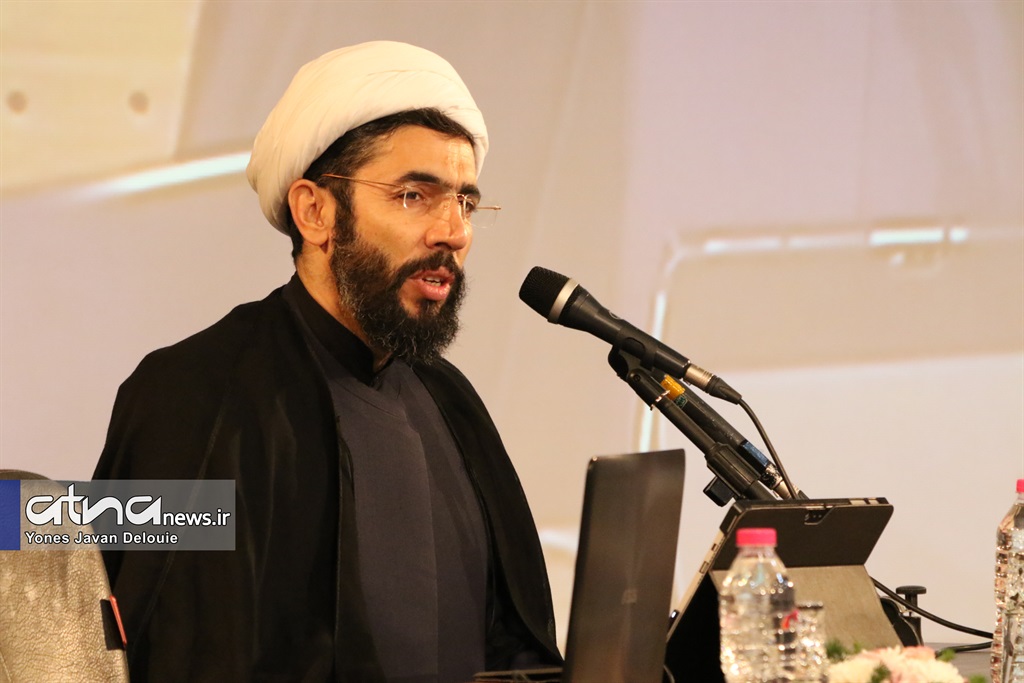 حجت الاسلام و المسلمین رستمی، رئیس دفتر نهاد نمایندگی رهبری در دانشگاه ها